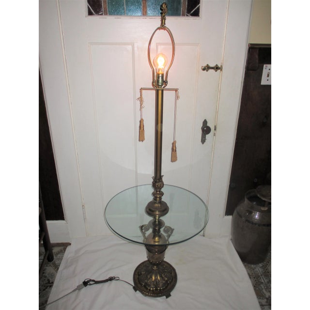 1950s Hollywood Regency Urn Base Table Floor Lamp For Sale - Image 4 of 12