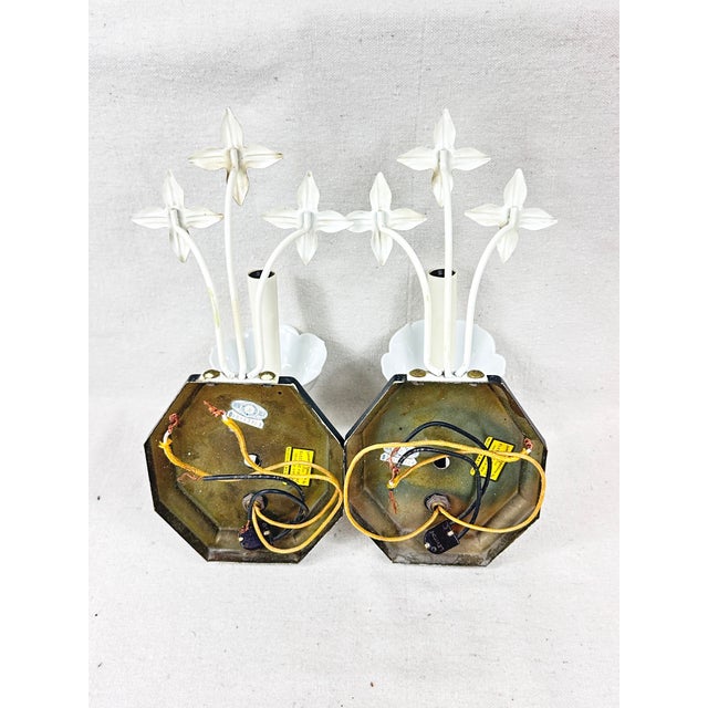 1940s Mid-Century Ceramic & Metal Tole Floral Wall Sconces - A Pair For Sale - Image 9 of 11