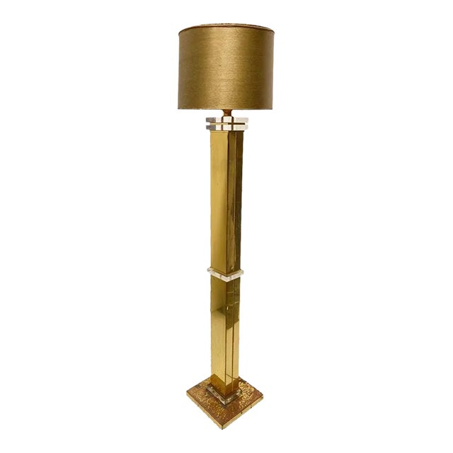 High Style Modern Lucite Acrylic and Brass Floor Lamp, Circa 1970 For Sale