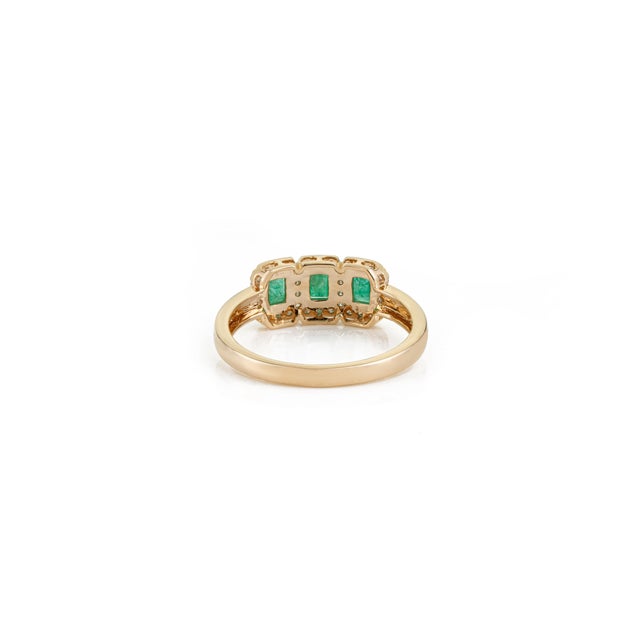 14k Yellow Gold Modern Classic Emerald Diamond Three Stone Ring Size 5 For Sale - Image 10 of 16
