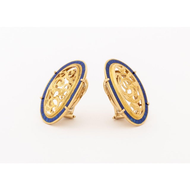 Late 20th Century Cobalt Blue Enamel & Yellow Gold Filigree Earrings For Sale - Image 5 of 9