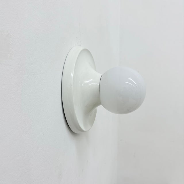 Light Ball Wall Lamp by Achille Castiglioni for Flos, Italy, 1960s, in Good conditions. Designed 1970 to 1979 Up to 250V...