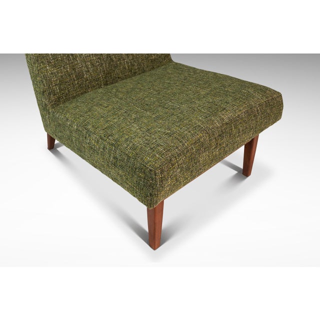 Mid-Century Modern Slipper / Lounge Chair Newly Upholstered With Walnut Base Attributed to Milo Baughman for Thayer Coggin, Usa, Circa 1960s For Sale - Image 12 of 18