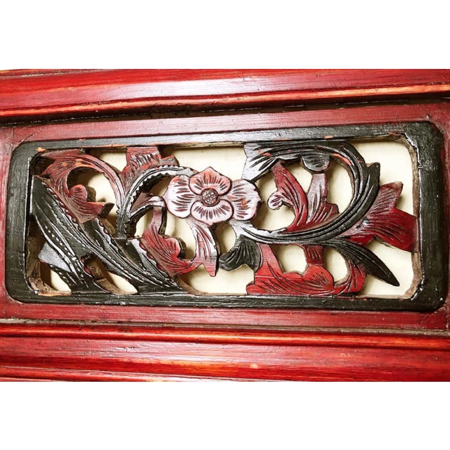 19th Century Antique Chinese Screen Panels, Cunninghamia Wood, Circa 1800-1849 - A Pair For Sale - Image 5 of 11