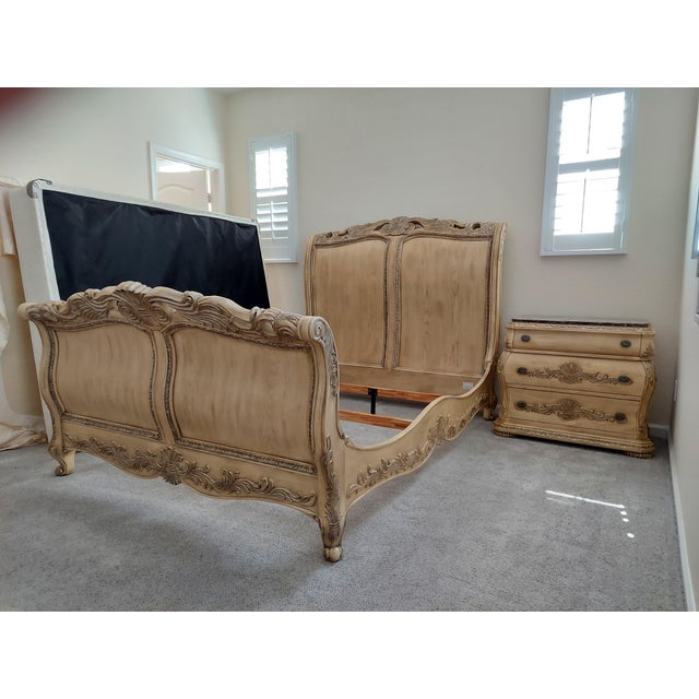 Schnadig Empire Collection Queen Sleigh Bed Frame Chairish