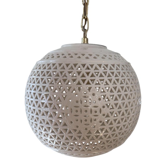 Vintage Mid-Century Chinoiserie Blanc De Chine Swag Pendant Light | Pierced White Porcelain | Hollywood Regency Accent For Sale