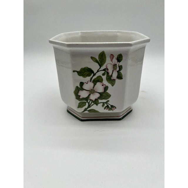 Antique White Vintage Italian Handpainted Dogwood Octagonal Cache Pot For Sale - Image 8 of 8