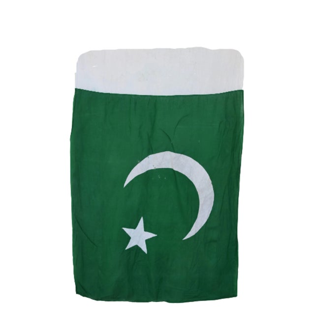 Vintage maritime nautical coastal naval signal code flag. The flag can be flown and displayed horizontally, vertically, or...