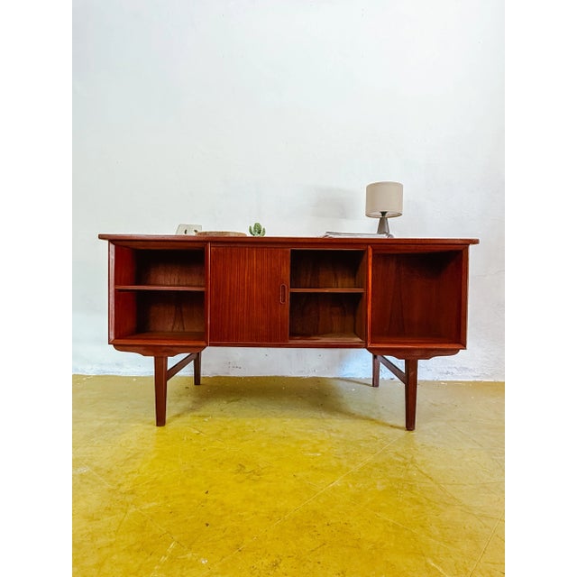 Mid-Century Modern Vintage Danish Desk, 1960s For Sale - Image 3 of 11