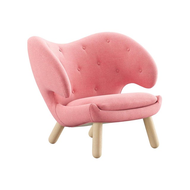 Pelican chair designed by finn juhl in 1940. Manufactured by house of finn juhl in denmark. Pelican chair was probably the...