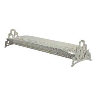 Vintage English Regency Silver Plated Reticulated Sugar Cube Cracker Caddy For Sale