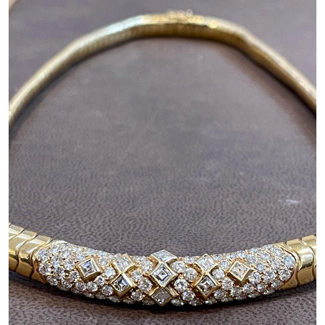 Van Cleef & Arpels Van Cleef & Arpels 18 Kt Yellow Gold and 5.6 Ct Diamond Collar/Choker Necklace For Sale - Image 4 of 18