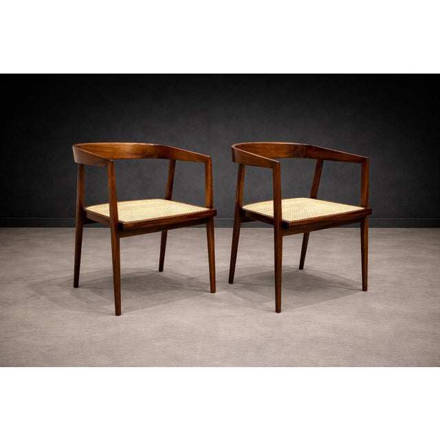 Mid-Century Modern Pair of Brazilian Modern Armchairs in Rosewood and Cane, Joaquim Tenreiro, 1950s For Sale - Image 3 of 14
