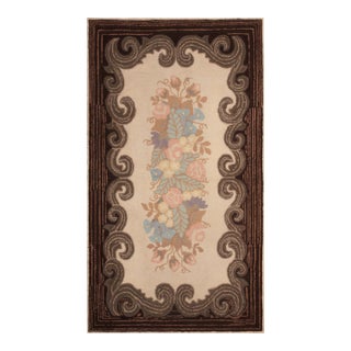 1940s Ivory Floral Folk Art Antique American Hooked Rug 3'2" X 5'8" Handknotted Wool Carpet For Sale
