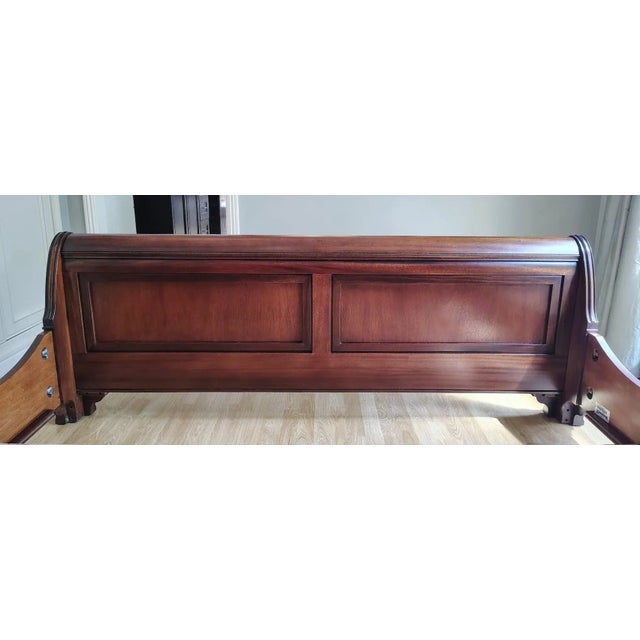 2010s Ethan Allen Cal King Somerset Mahogany Sleigh Bed For Sale - Image 5 of 18