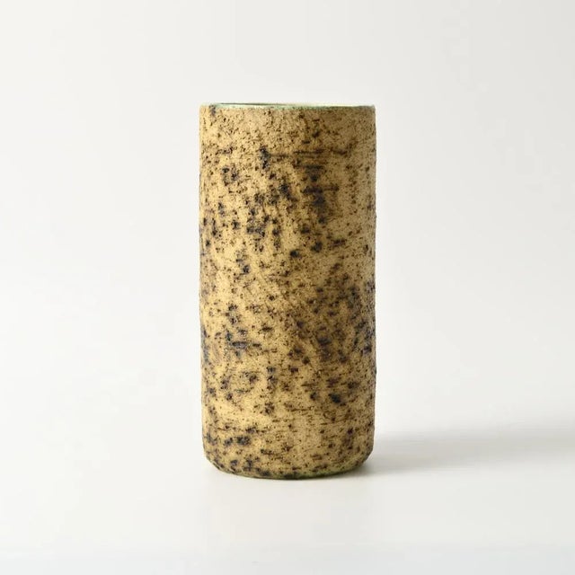 Beige Brutalist Pottery Vase by Pieter Groenveldt, 1960s For Sale - Image 8 of 8