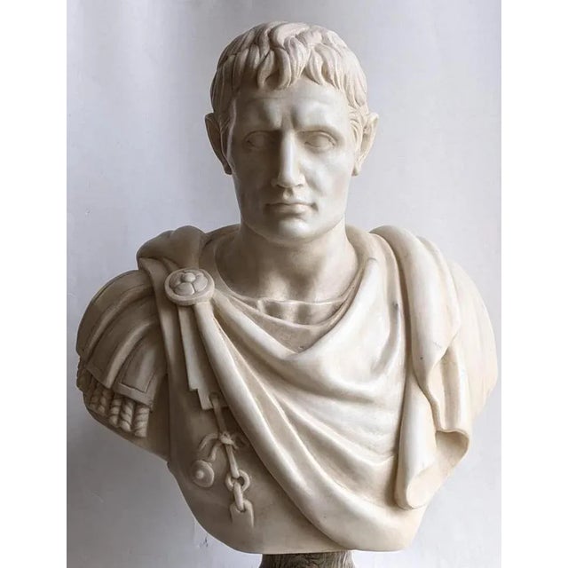 Italian sculpture " Ottaviano " Carrara marble 20th century Measure: H: 55cm 20th century Marble sculpture Very good...