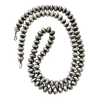 Sterling Silver Vintage Southwestern American Beaded Necklace For Sale