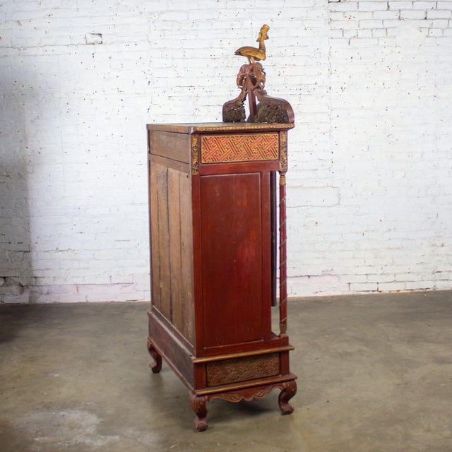 Wood 19th to Early 20th Century Indonesian Maduran Imperial Wedding or Jodang Dowry Chest for Groom For Sale - Image 7 of 18