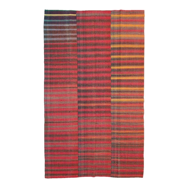 Galerie Shabab Collection Mid-20th Century Turkish Flatweave Kilim Accent Carpet For Sale