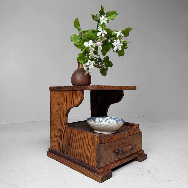 1950s Japanese Sugi Display Cabinet with Drawer, 1950s-1960s For Sale - Image 5 of 10