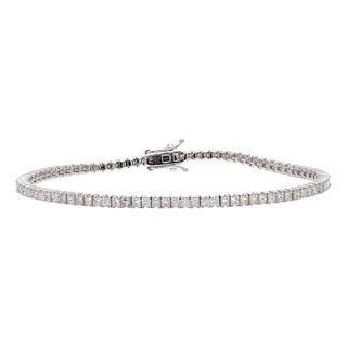 New 3.70ct Diamond Tennis Bracelet in 18k Gold For Sale