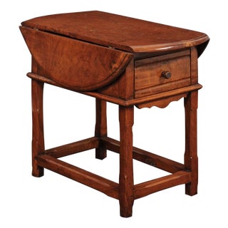 Late 19th Century English Drop-Leaf Yew Wood Side Table with Single Drawer and Side Stretcher For Sale