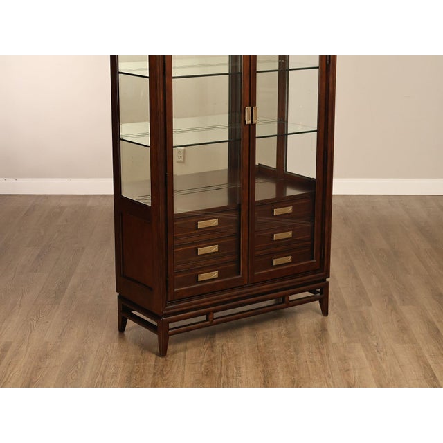 Thomasville Contemporary Display Cabinet For Sale - Image 12 of 18