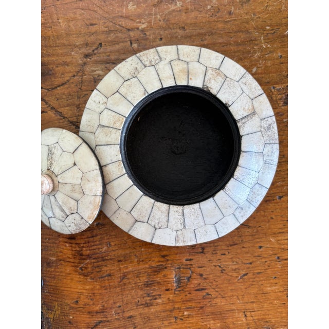 Mid-Century Modern Maitland-Smith Tessellated Bone Lidded Dish/Box For Sale - Image 3 of 6
