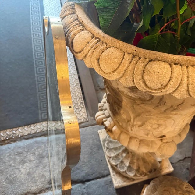 Brass 1950s Gio Ponti Style Mid-Century Modern Solid Brass Well Shaped Wall Mirror For Sale - Image 8 of 14