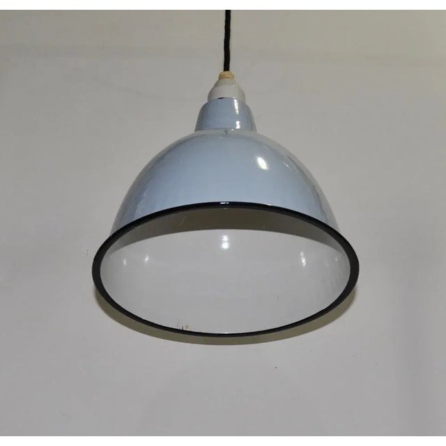 Mid-Century Modern Gray Enameled Metal Lamp For Sale - Image 3 of 7
