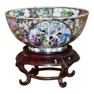 Vintage Famille Rose/Rose Medallion Porcelain Bowl on Rosewood Stand