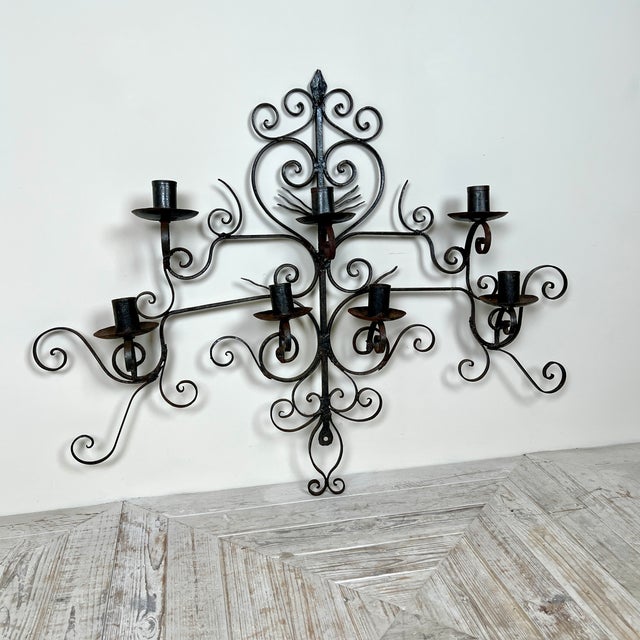 Large English Wrought Iron Heart Wall Sconce – Hand-Forged Candleholder A beautifully crafted, blacksmith-made wall sconce...