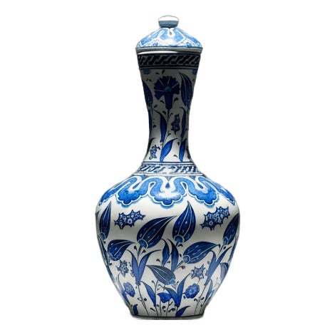 Handmade Ceramic Lidded Vase (30cm) – Blue & White Tulips & Cloud Collar – Classic Iznik Decor For Sale