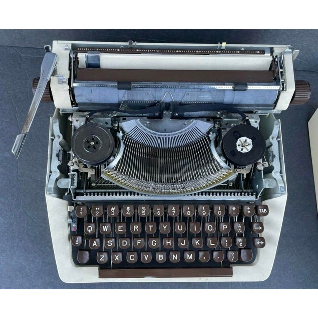 1960s Swedish Facit 1620 Portable Typewriter With Original Case and Accessories For Sale - Image 11 of 12