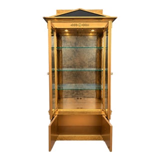 Attributed to Mastercraft Neoclassical Brass & Glass Illuminated Display Cabinet For Sale