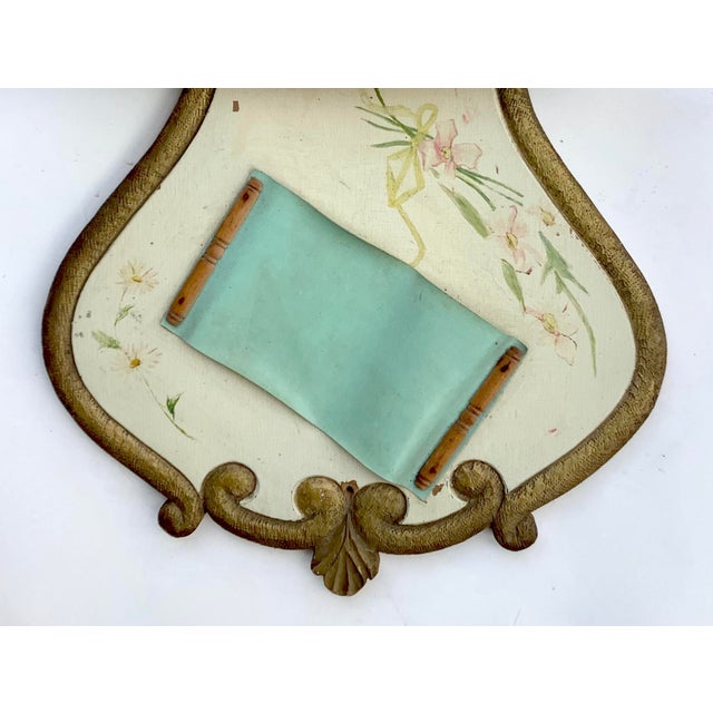 Late 19th Century Late 1800s Steer Horn Plaque With Hand Painted Flowers For Sale - Image 5 of 7