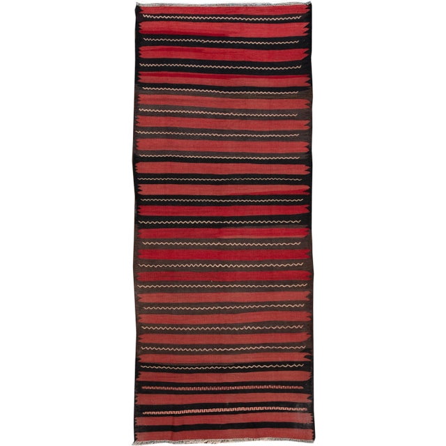 Mid-20th Century Vintage Kilim Runner Rug 4 '5'' X 10' 11''. For Sale - Image 13 of 13