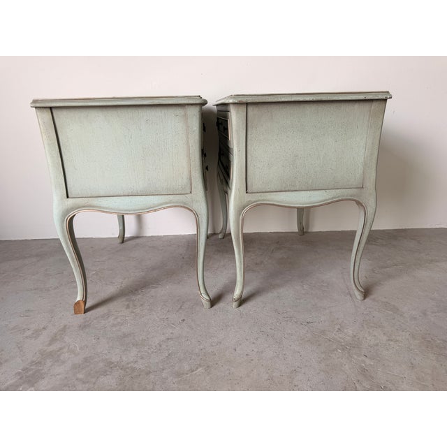 Vintage French Provincial Louis XV Style Nightstands – A Pair For Sale - Image 9 of 18