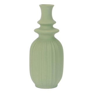 Ribbed Stoneware Bottle Vase (Set of 2) For Sale