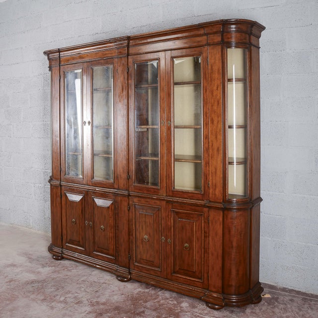 1990s Walnut Display Cabinet Bookcase, 1990s For Sale - Image 5 of 18