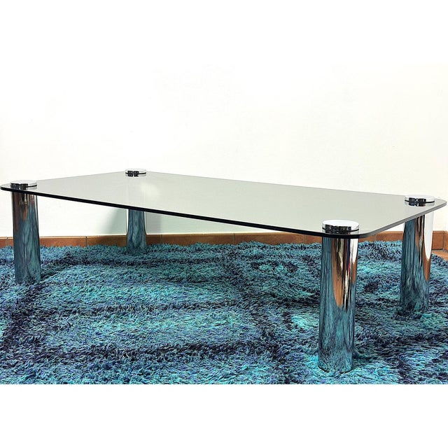 Space Age Coffee Table, Italy, 1970s, in Flawless conditions. Designed 1970 to 1979