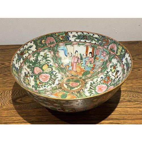 Canton Famille Rose Plates and Bowl, Set of 6 For Sale - Image 4 of 18