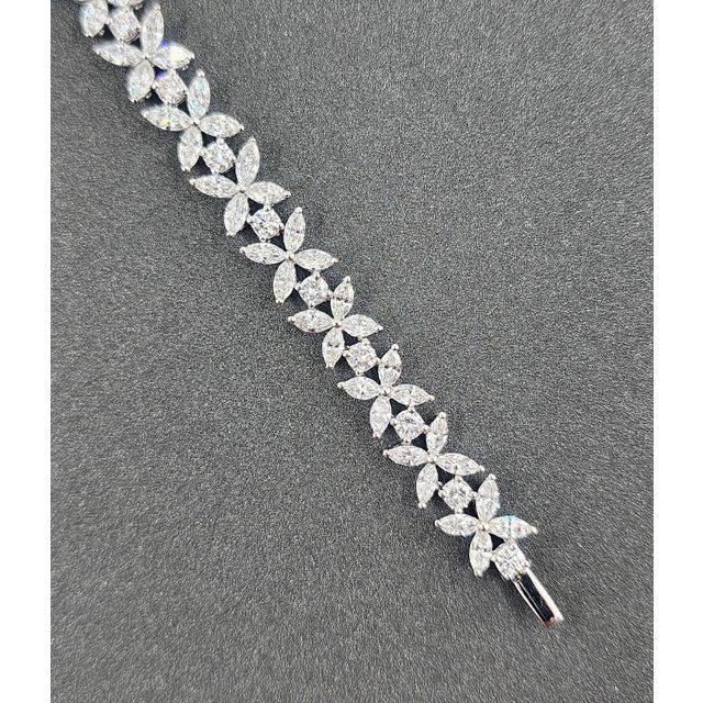 9.56 Ct Marquise & Round Diamond Tennis Bracelet For Sale In Chicago - Image 6 of 8
