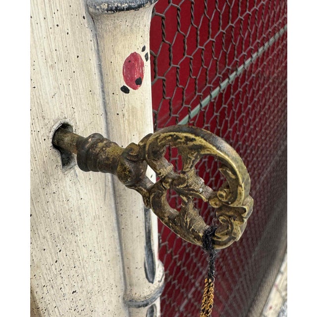 Vintage Chinese Chippendale Cage Front Curio Display Cabinet For Sale - Image 14 of 18