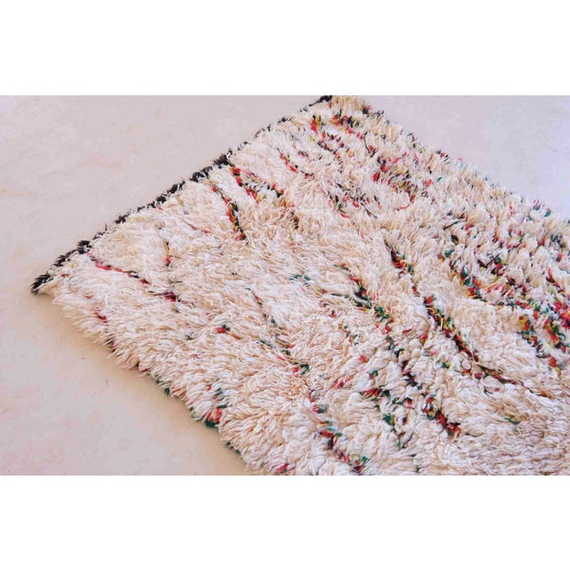 Cream 2000’s Moroccan Tribal Abstract Wool Rug - 6.7 X 3.12 Ft For Sale - Image 8 of 9