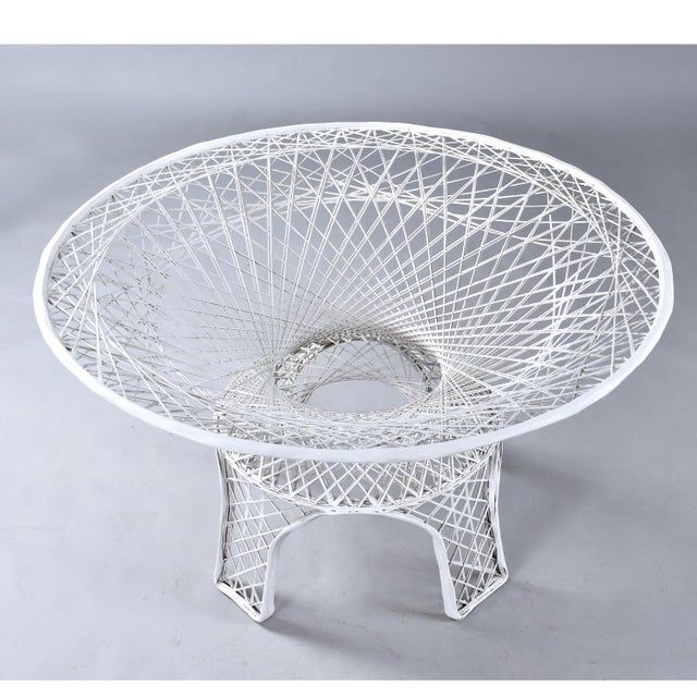 Mid-Century Modern Restored Russell Woodard Vintage Spun Fiberglass Outdoor Dining Set For Sale - Image 3 of 12