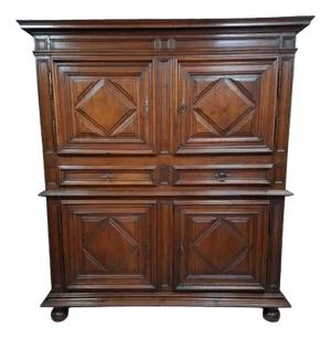 17th Century Louis XIII Two-Part Walnut Buffet