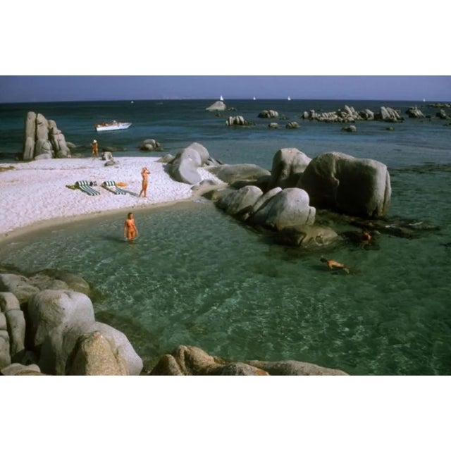 Slim Aarons, Island Paradise, Estate Stamped Photographic Print, 1984 / 2020s For Sale