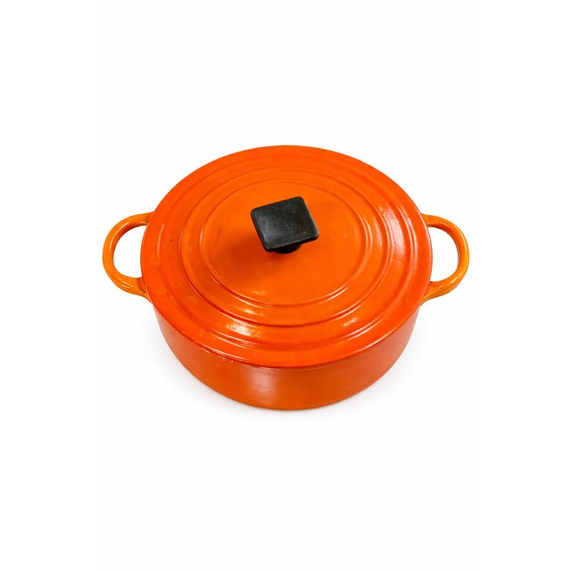 Metal Vintage French Enameled Cast Iron Dutch Oven / Cocotte – Flame Orange (2.5–2.75 Qt) For Sale - Image 7 of 8